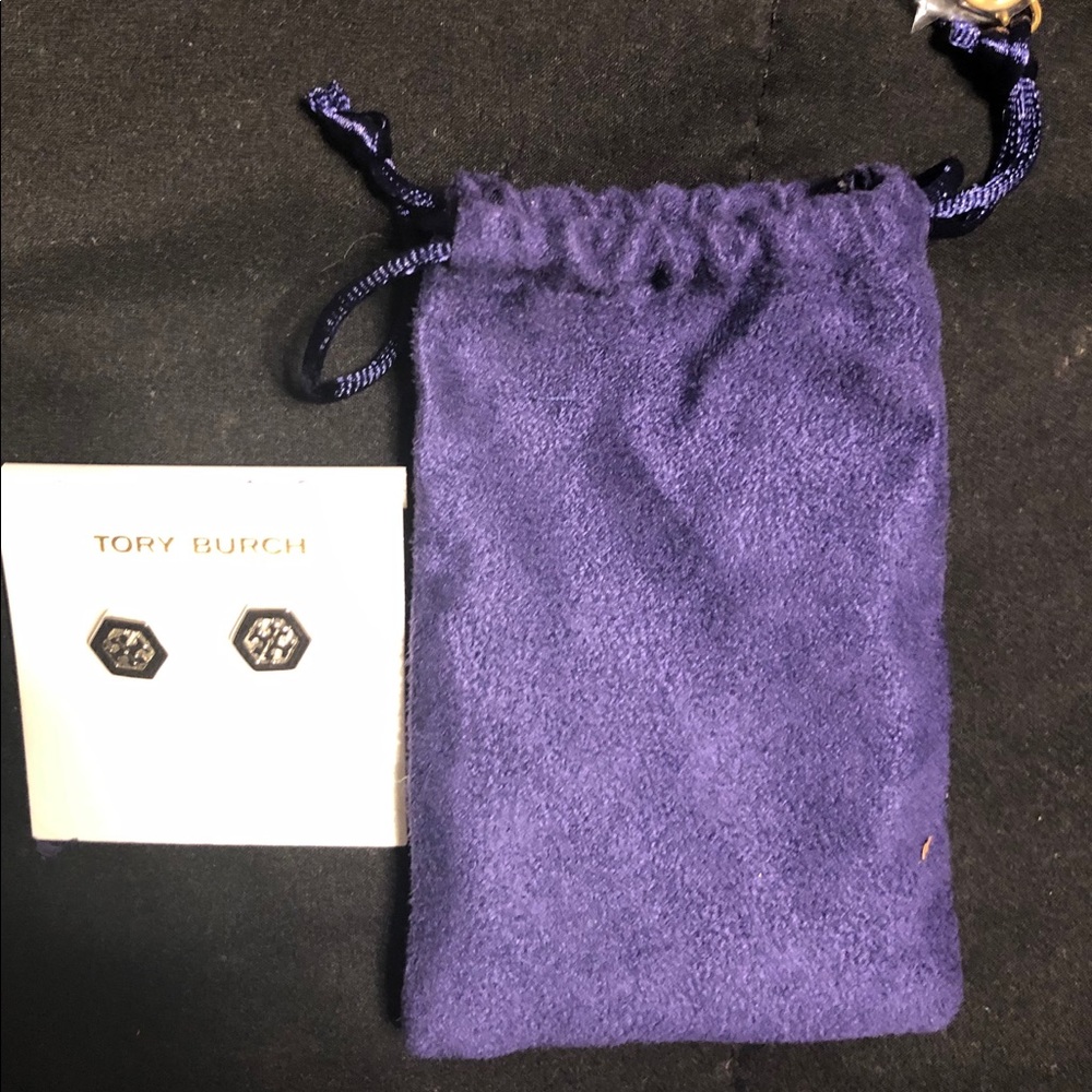 NWT Tory Burch signature logo silver earrings